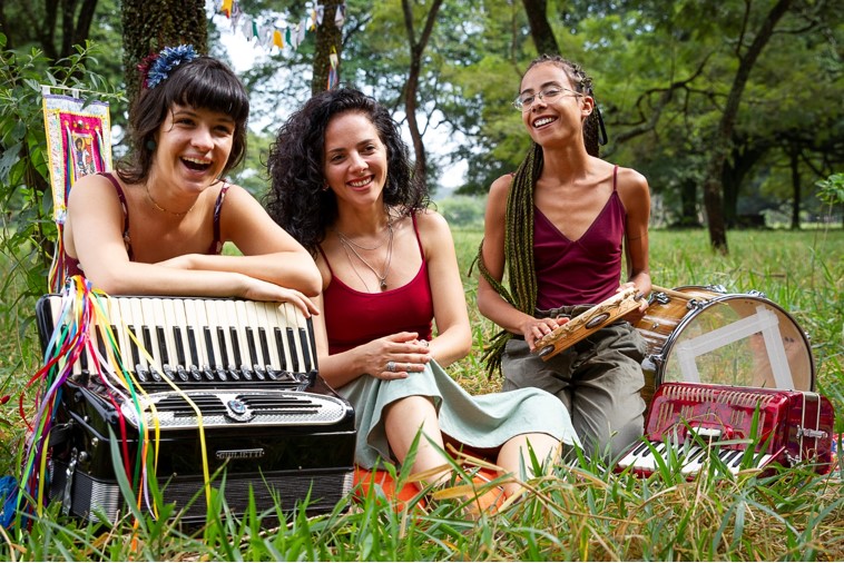Trio feminino de forró faz  o “Baile das Domingas” neste sábado em Campinas