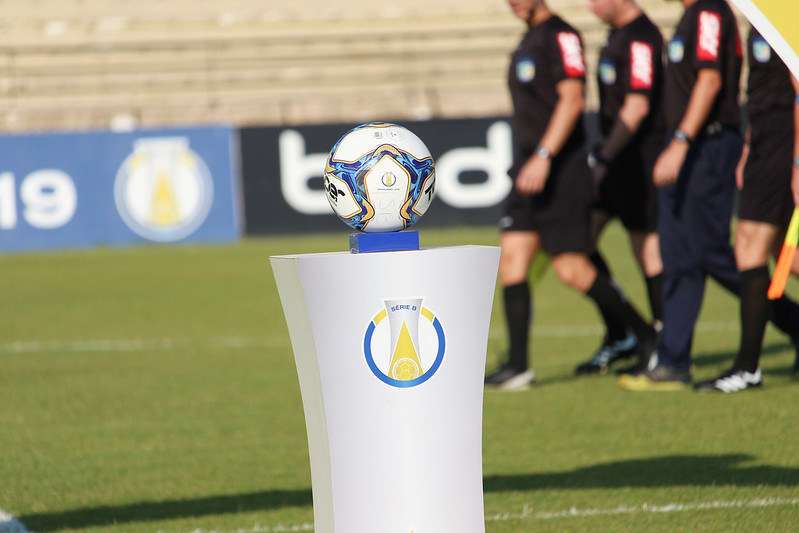 CBN tem rodada tripla de futebol neste sábado