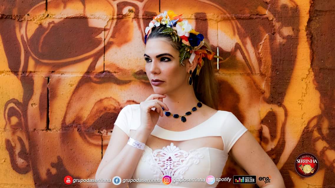 Bruna Volpi canta Adoniran e Zeca Pagadinho no Tonicos