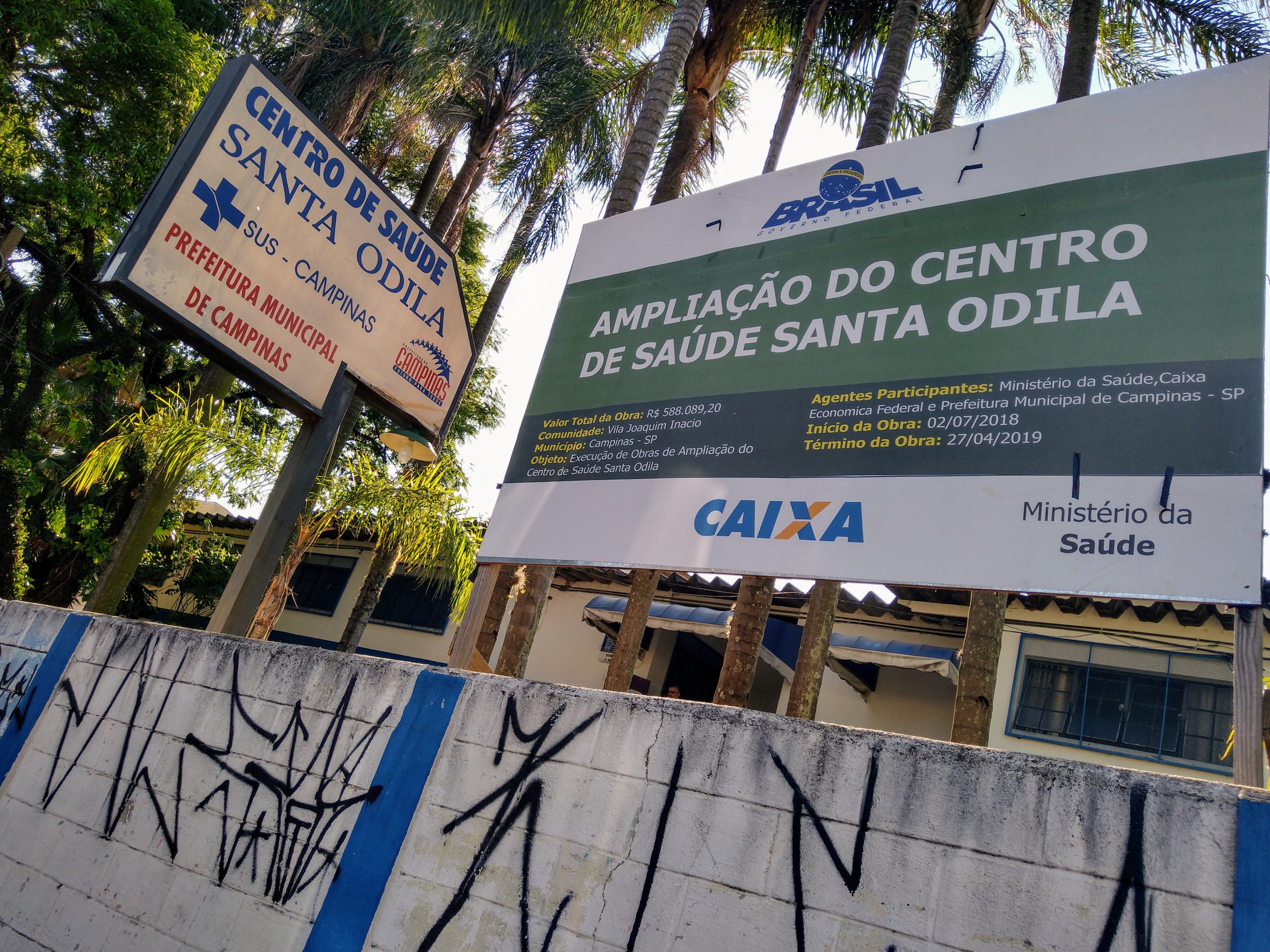 Consultórios viram depósitos no CS do Santa Odila