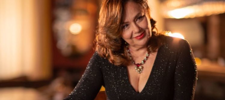 O marcante sucesso Besame na voz de Jane Duboc