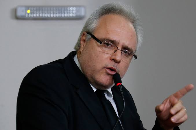 Prefeito de Valinhos muda outra vez de sigla e vai para o DEM