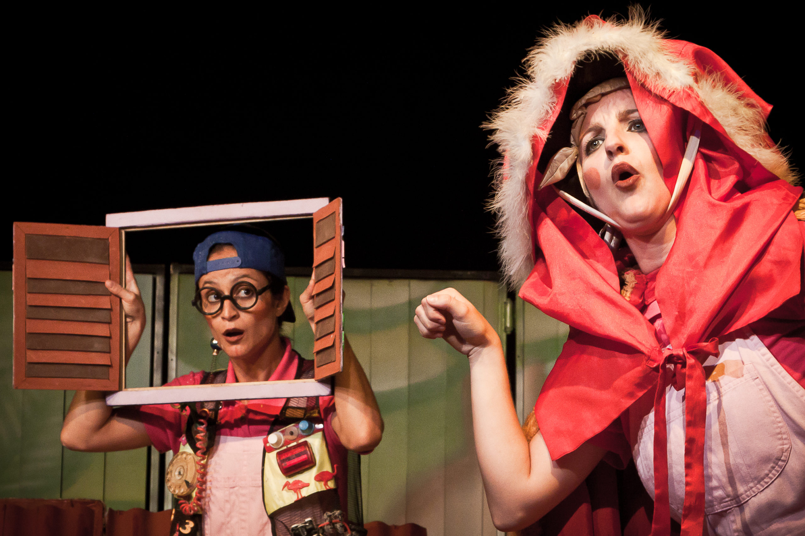 Cia Le Plat de Jour apresenta nova  versão do clássico “Os Três Porquinhos”