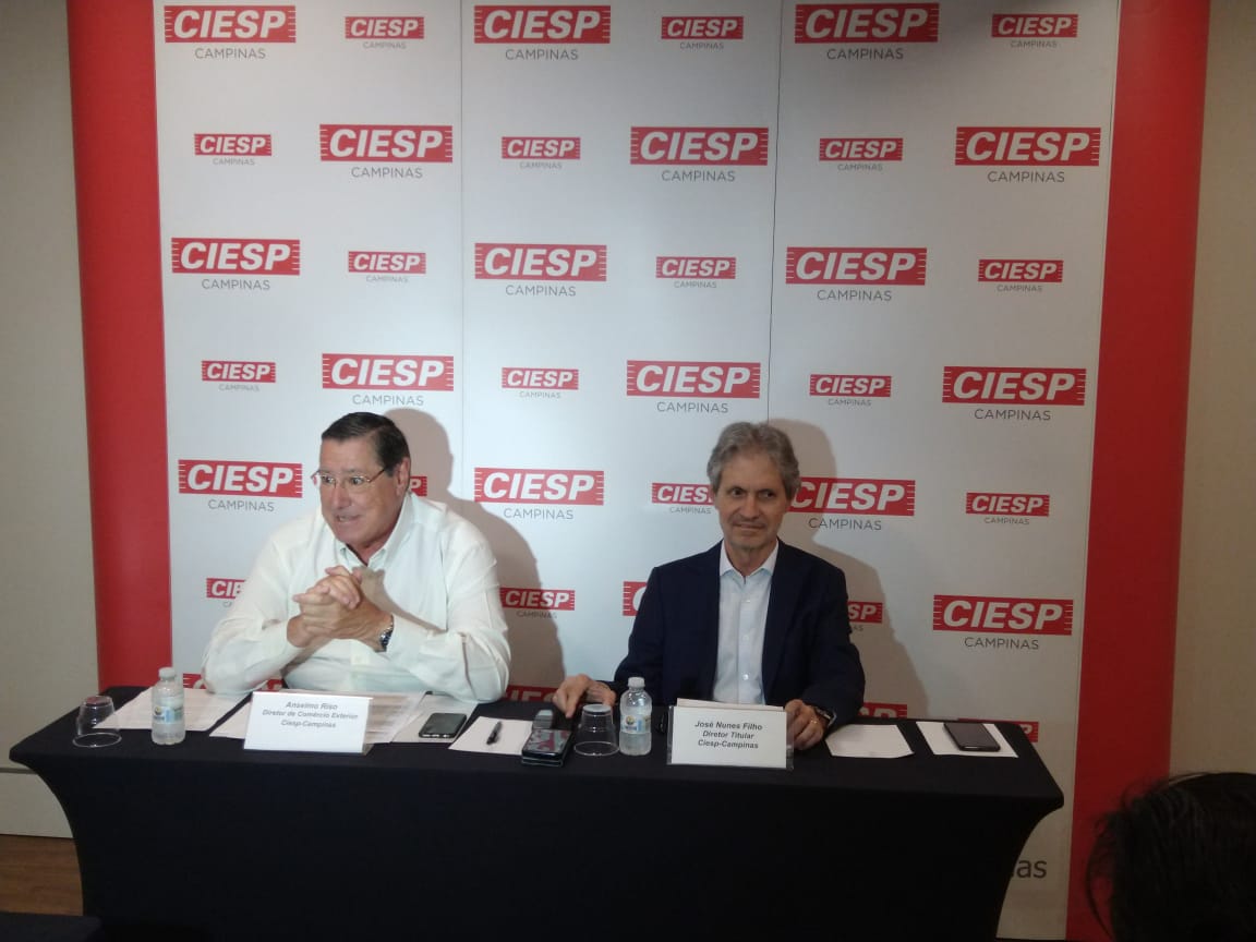 Emprego cai, mas confiança do empresário cresce