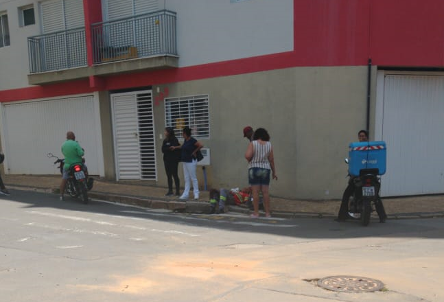 Guardador de carros esfaqueia ajudante de motorista em Campinas