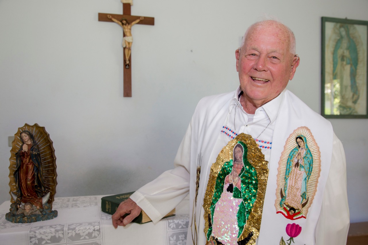 Padre Haroldo é sepultado em mosteiro