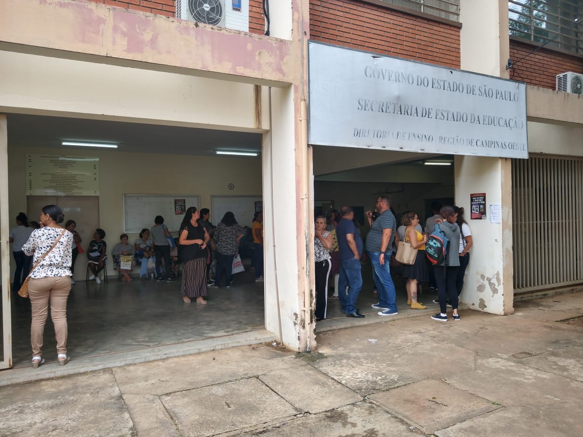 Confusão dificulta atribuição de professores