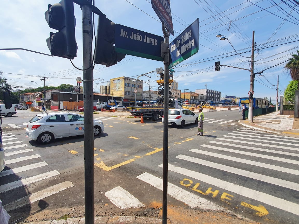 Emdec interdita trecho da João Jorge para obras do BRT