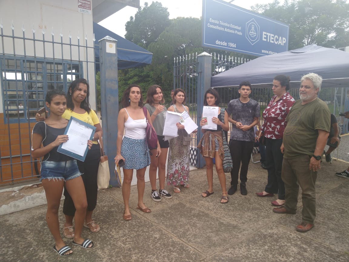 Justiça dá liminar a estudantes aprovados em ETECs