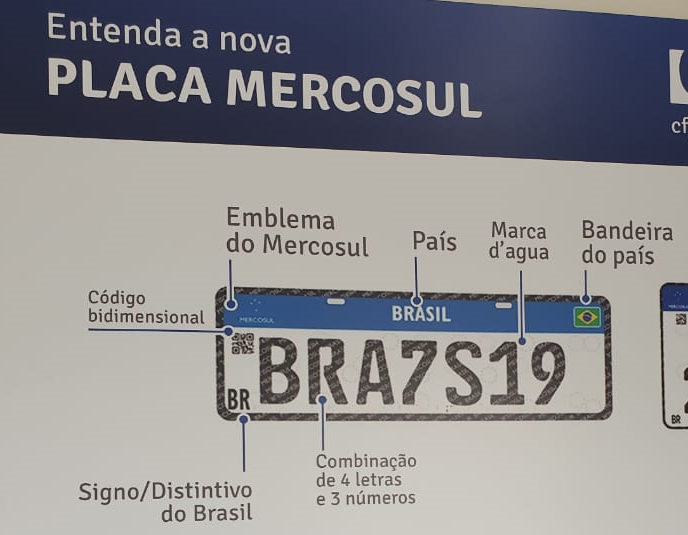 Falta de informação marca primeiro dia da placa Mercosul