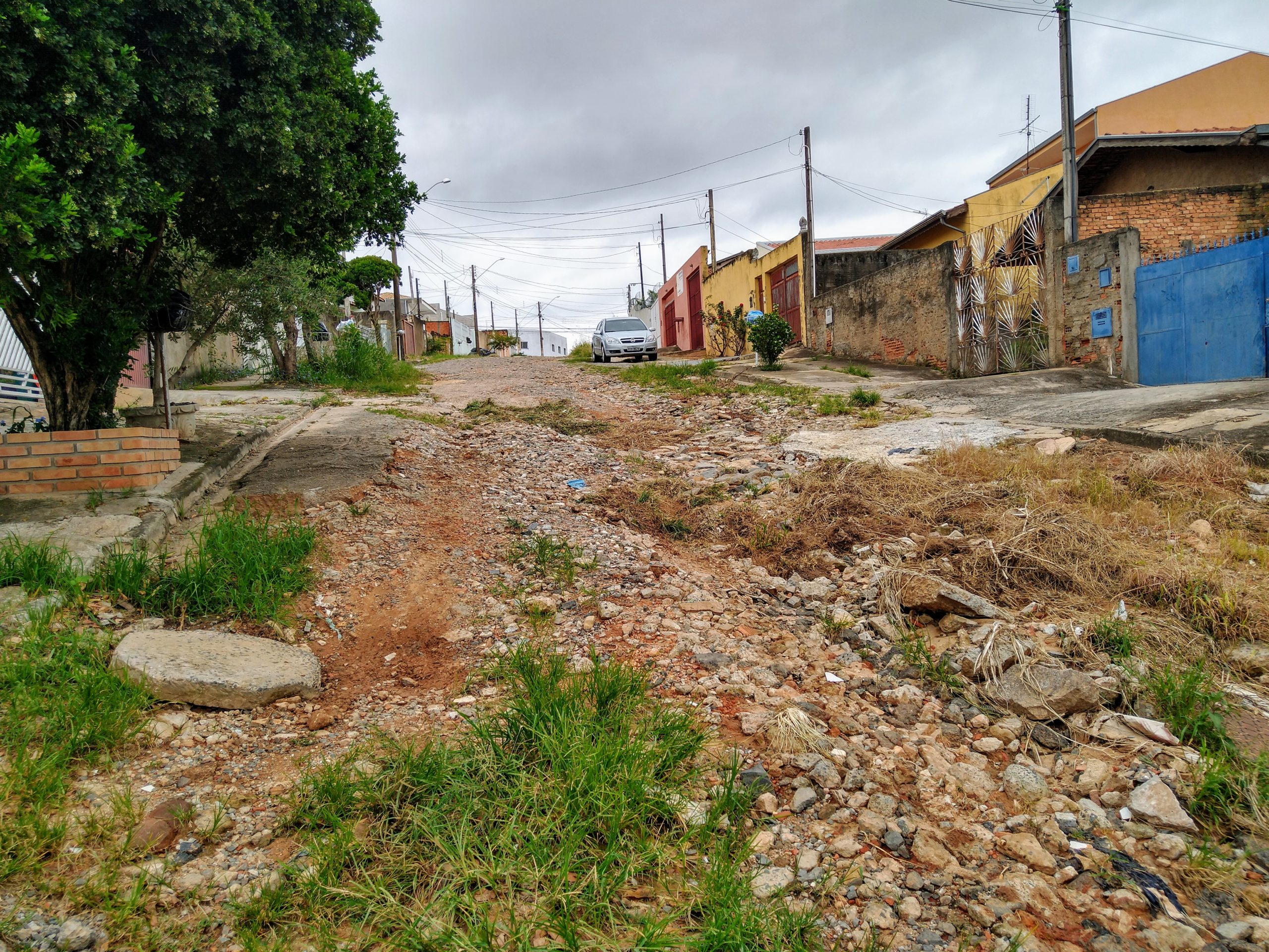 Ruas do Jardim Myrian continuam intransitáveis