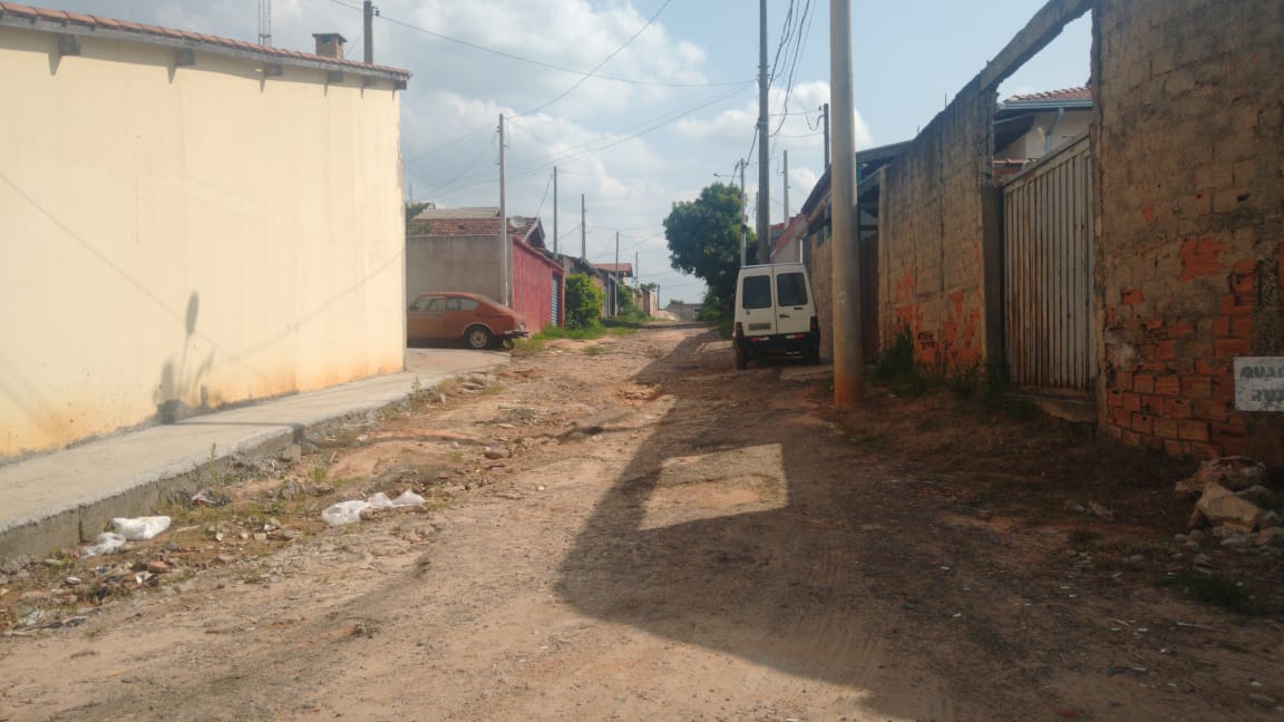 Sem estrutura, bairro espera por regularização
