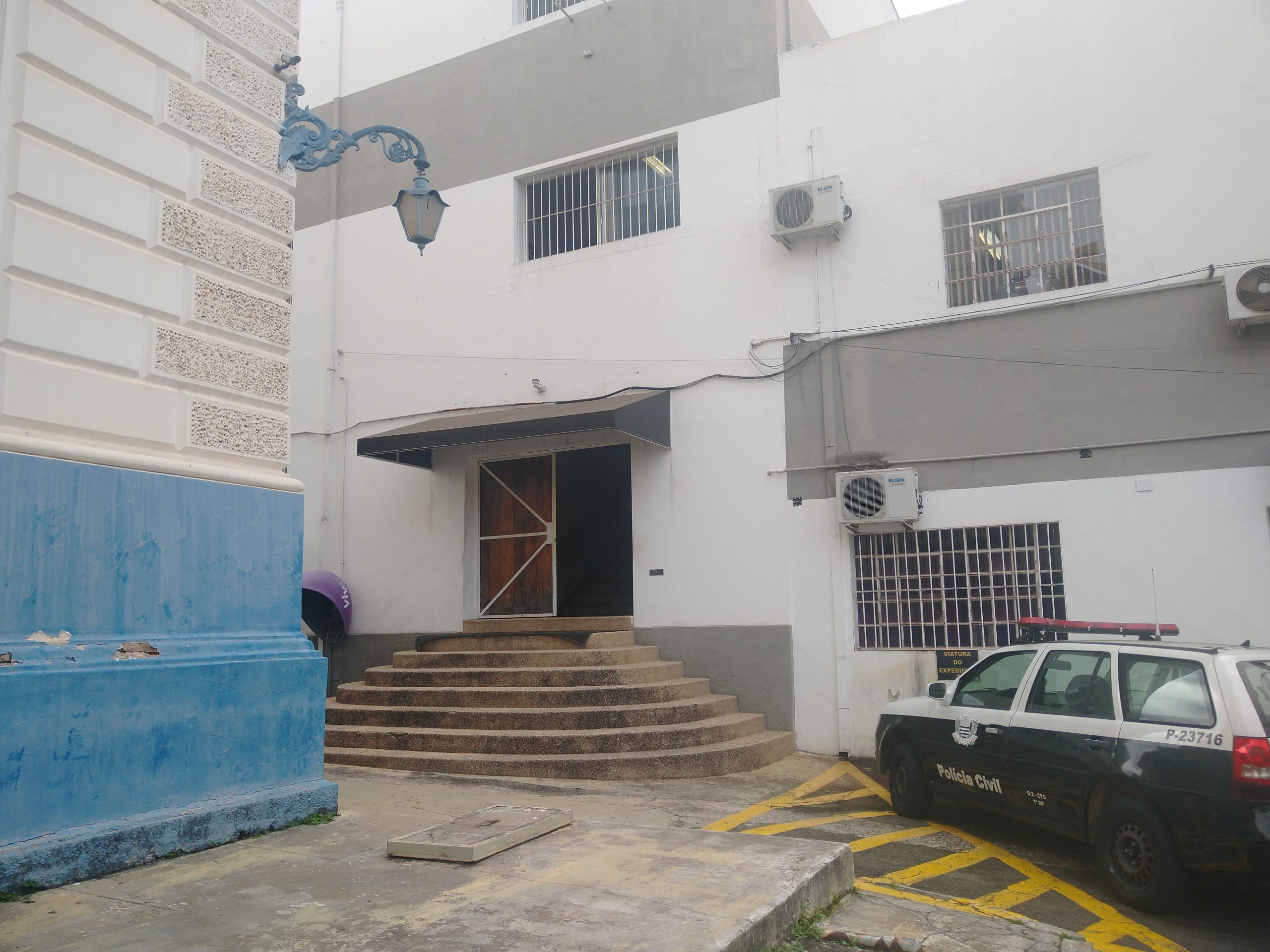 Delegado ouve dono de bar onde jovem esteve antes de morrer