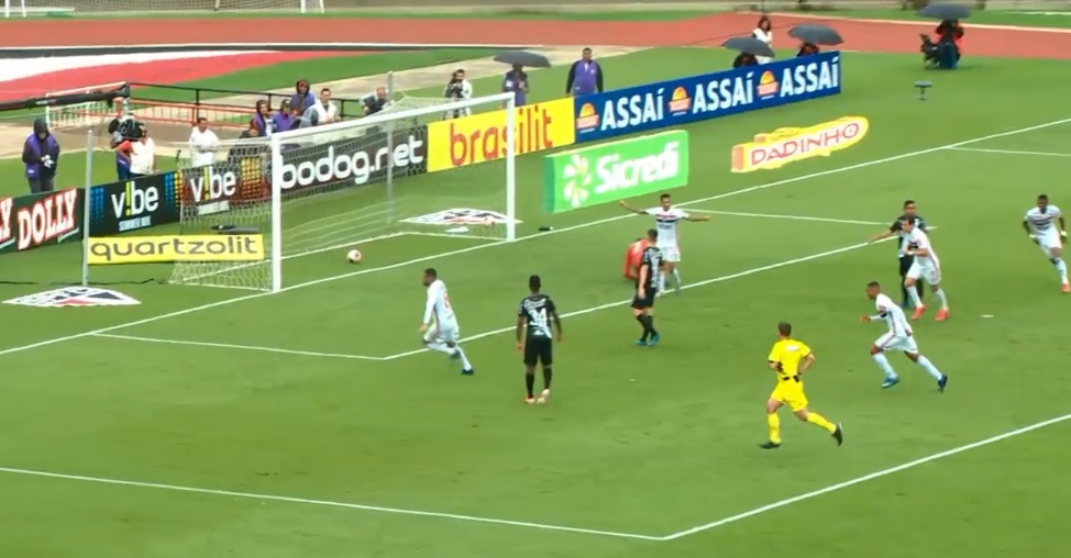 Na estreia de Brigatti, Ponte perde para o São Paulo