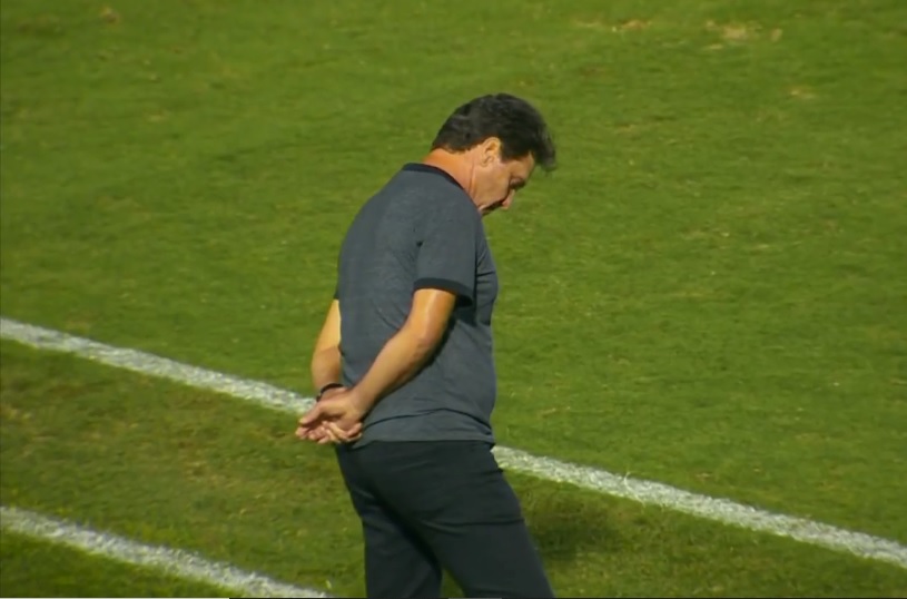 Ponte perde para o Bragantino e está na zona de rebaixamento