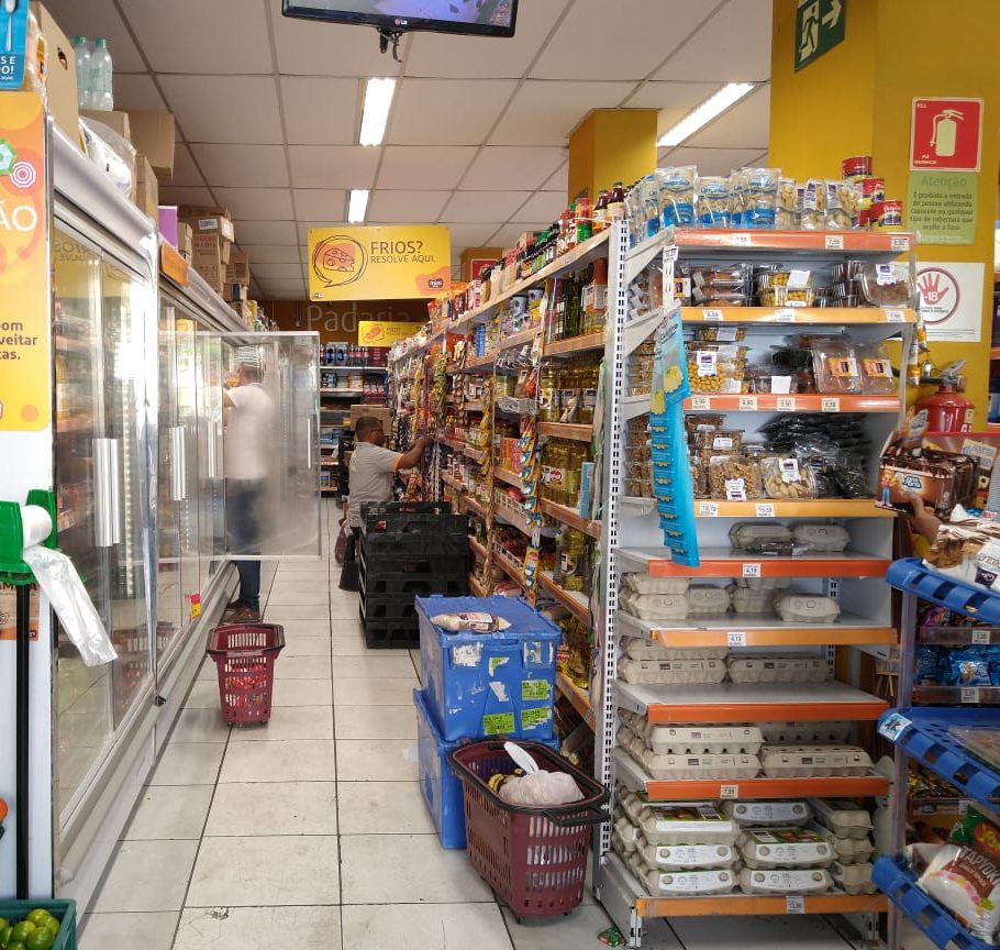 Consumo é menor e mais básico na pandemia