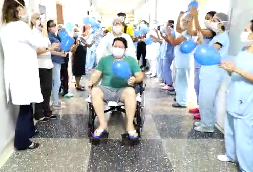 A Boa Notícia: com festa, paciente tem alta em Campinas