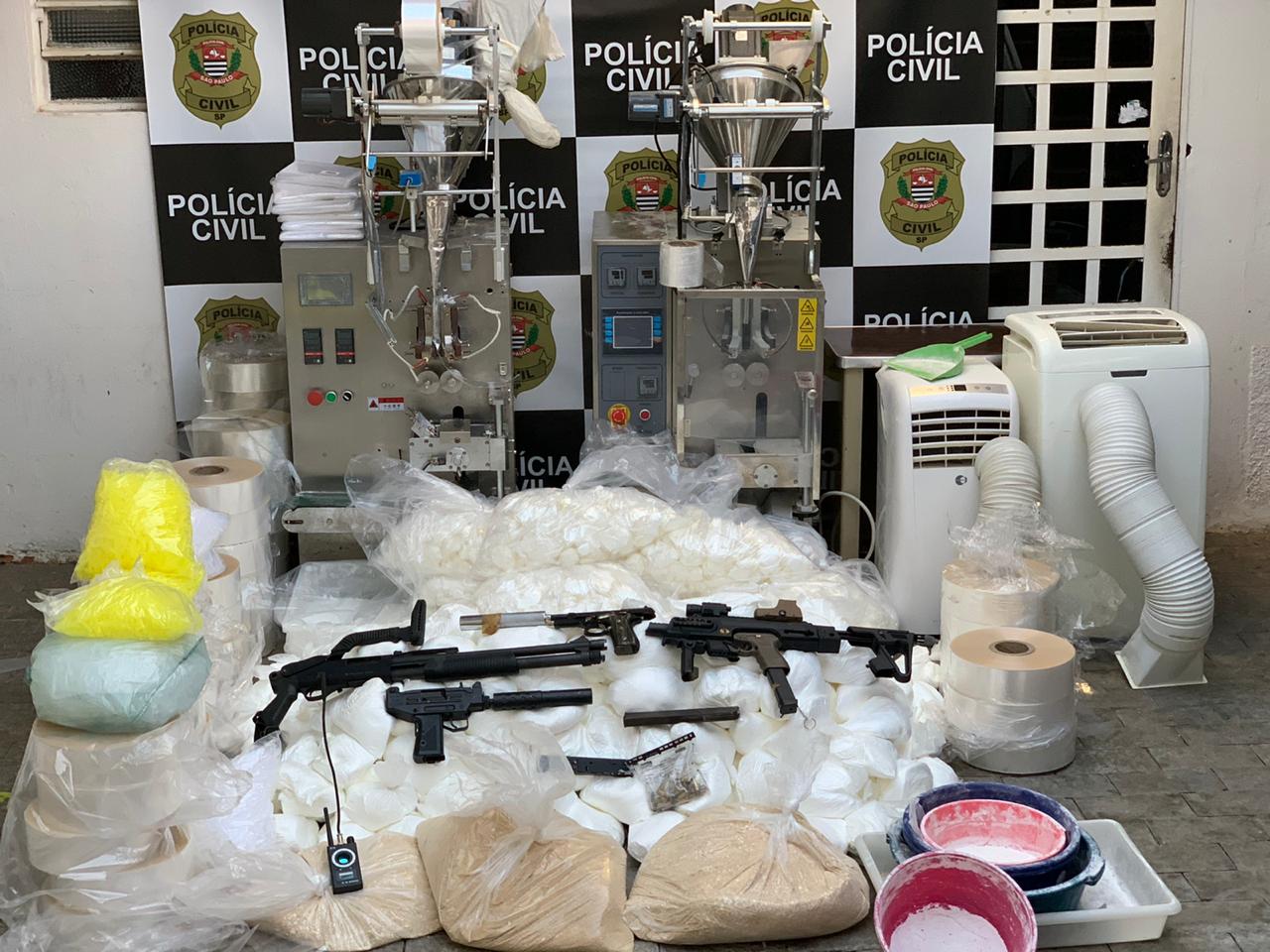 Polícia prende um e apreende 240 kg de cocaína