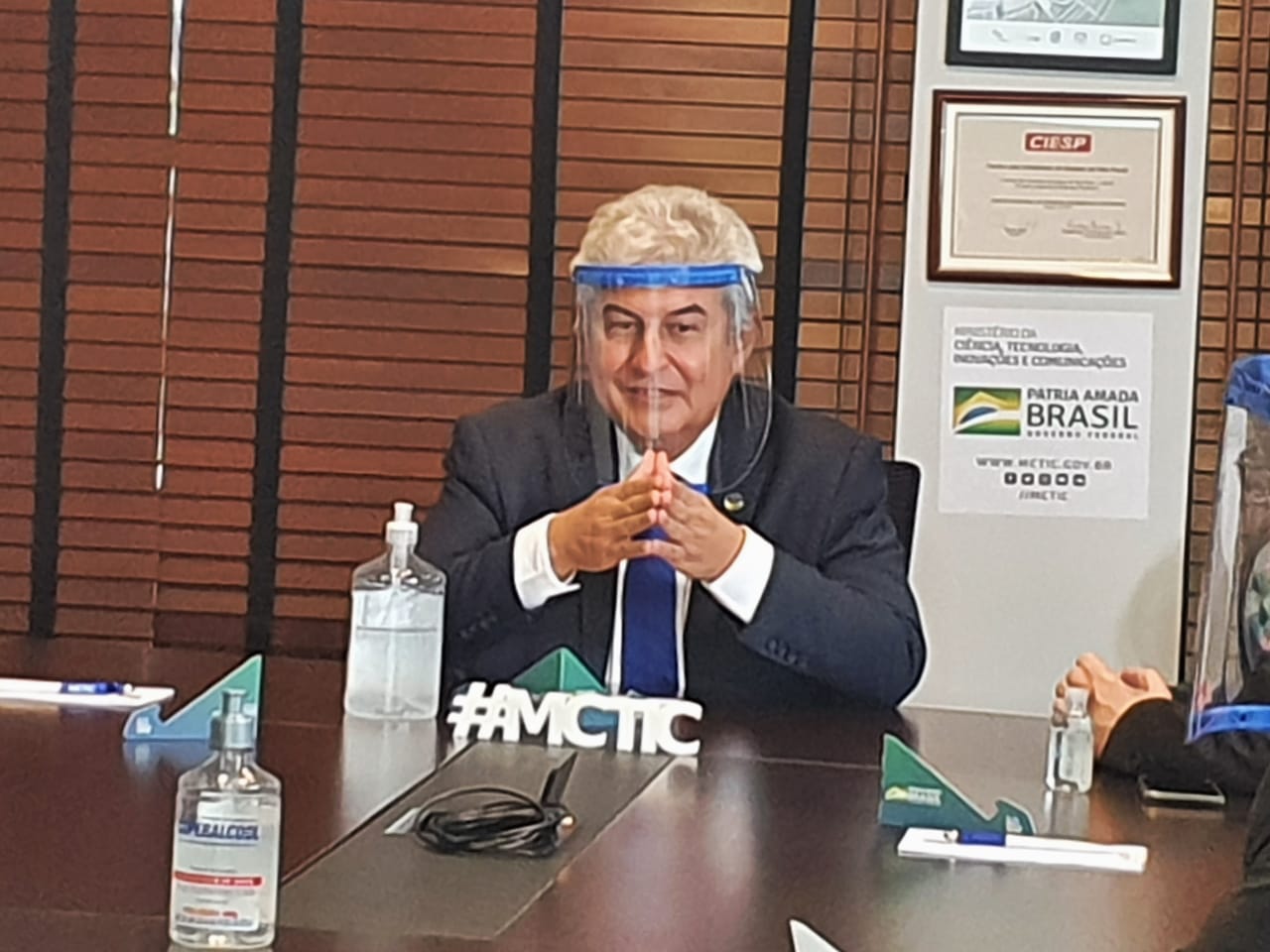 Estudo aponta moléculas que podem inibir vírus