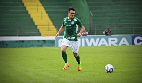 Ex-Guarani, Lenon volta aos treinos pelo Cuiabá