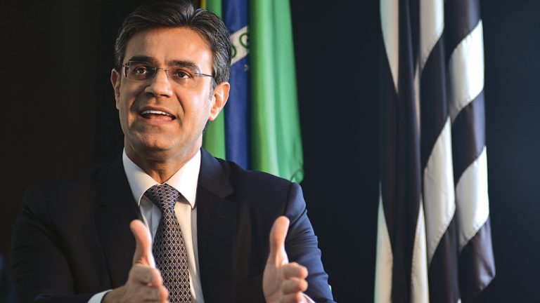 Estado delega a flexibilização aos prefeitos