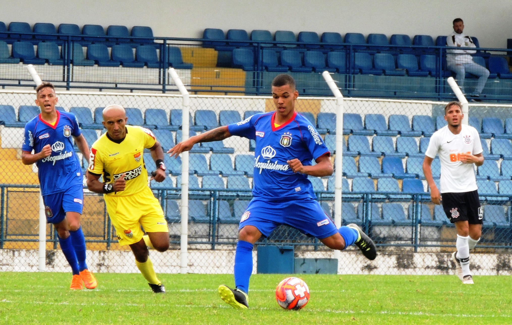 São Caetano volta atrás e vai disputar Série D