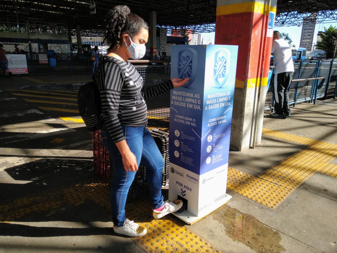 Adaptação é desafio para passageiros de ônibus