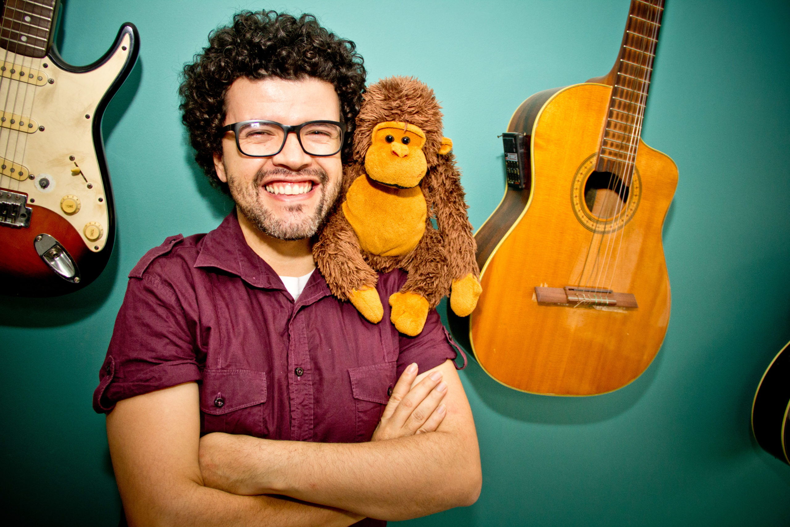 Cristiano Gouveia apresenta histórias cantadas no Sesc