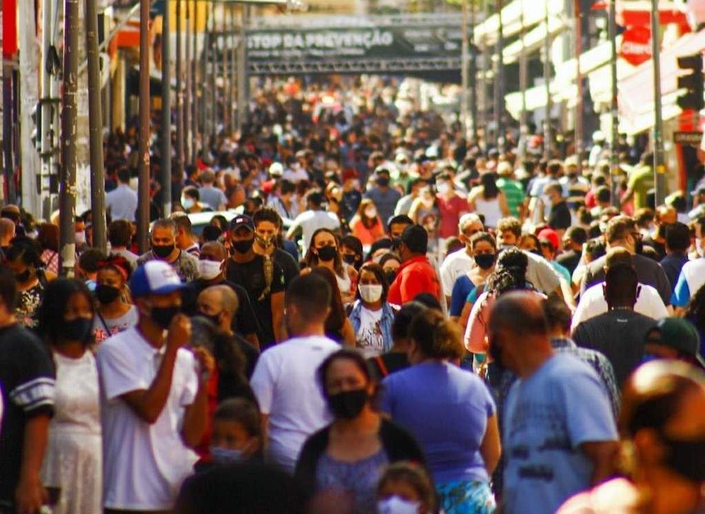 Reação do varejo é esperada, mas crise persiste