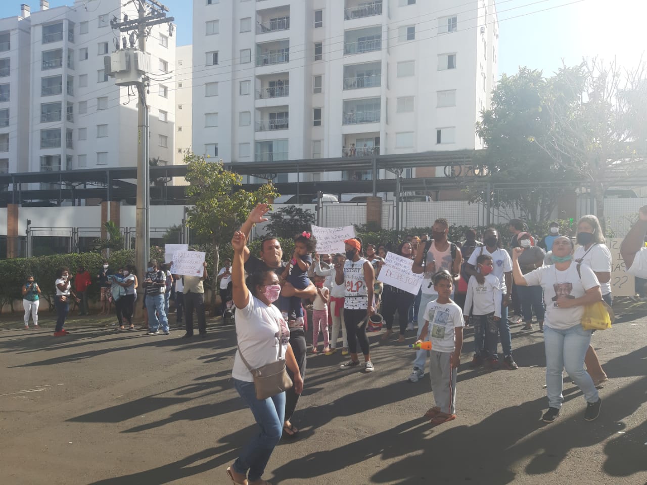 Protestos, parques e hospitais