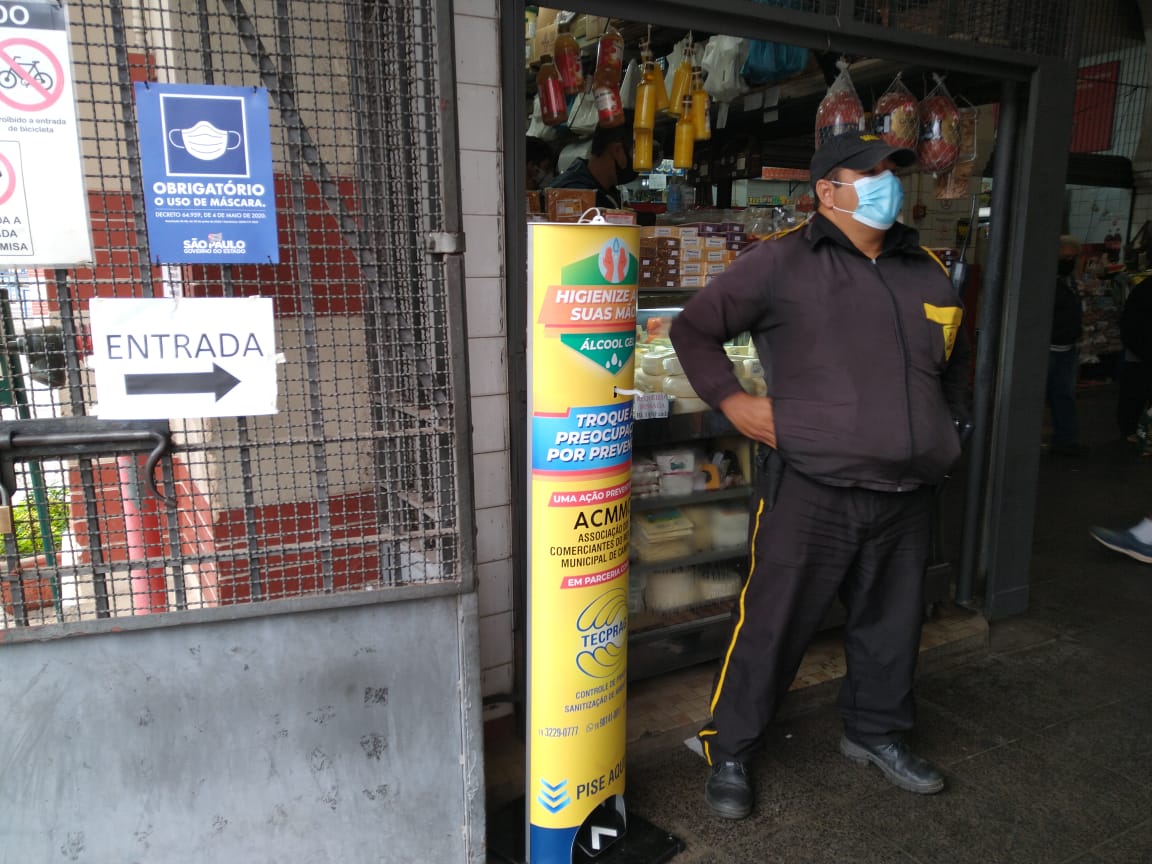 Protocolos são respeitados no Mercadão, mas sem aferição de temperatura