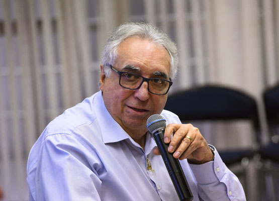 Ex-secretário de Saúde comenta situação de leitos pediátricos e neonatais