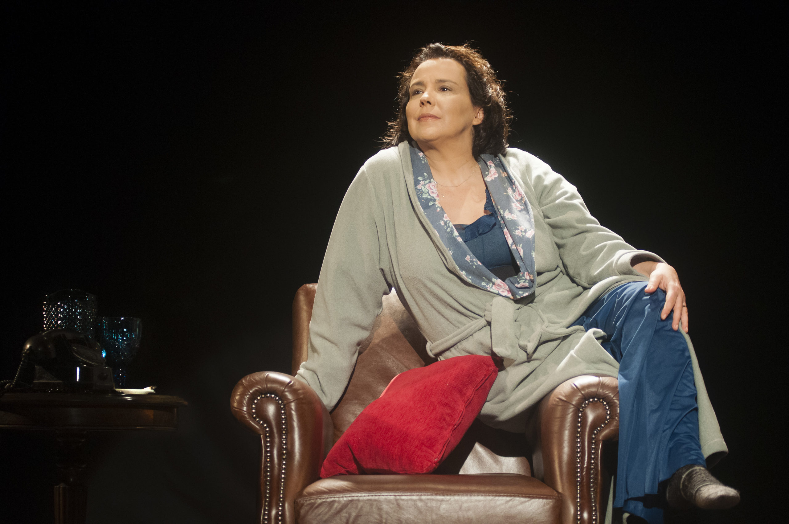 Ana Beatriz Nogueira interpreta texto de Clarice Lispector