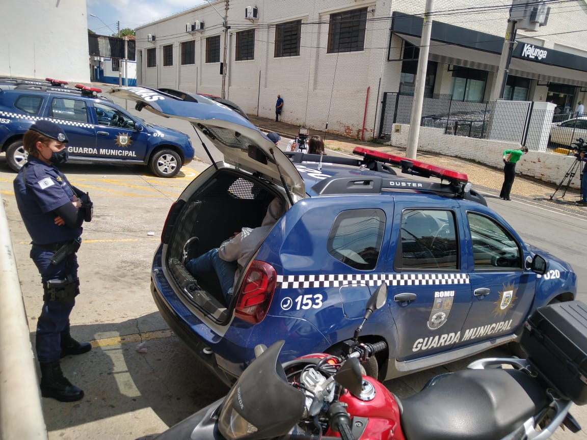 GM prende bando que aplicava golpe do cartão