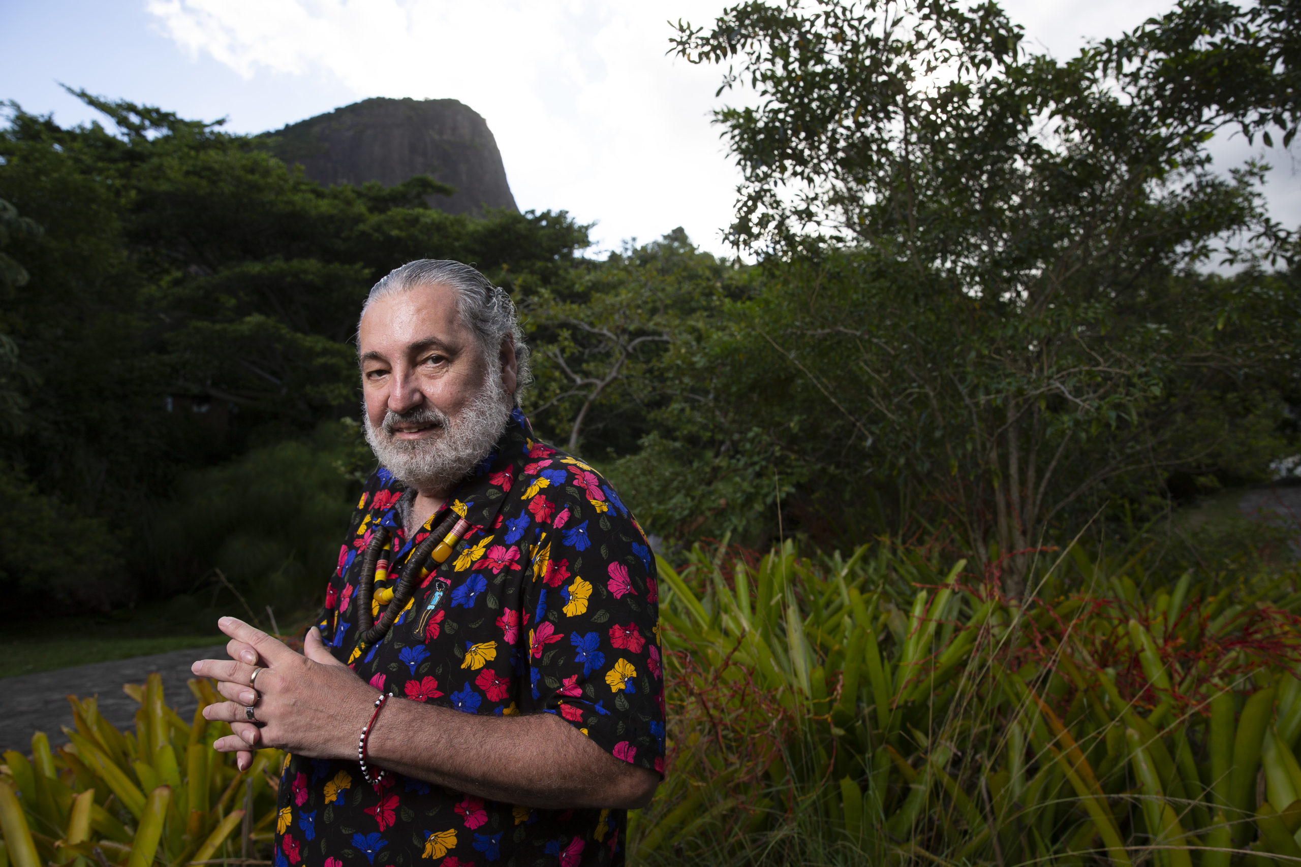 Sambista carioca faz show on-line neste domingo