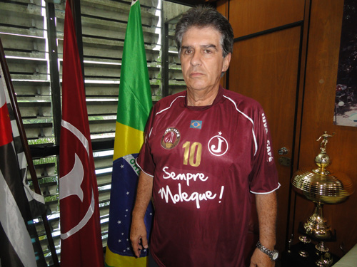 Morre aos 71 anos o técnico Luiz Carlos Ferreira