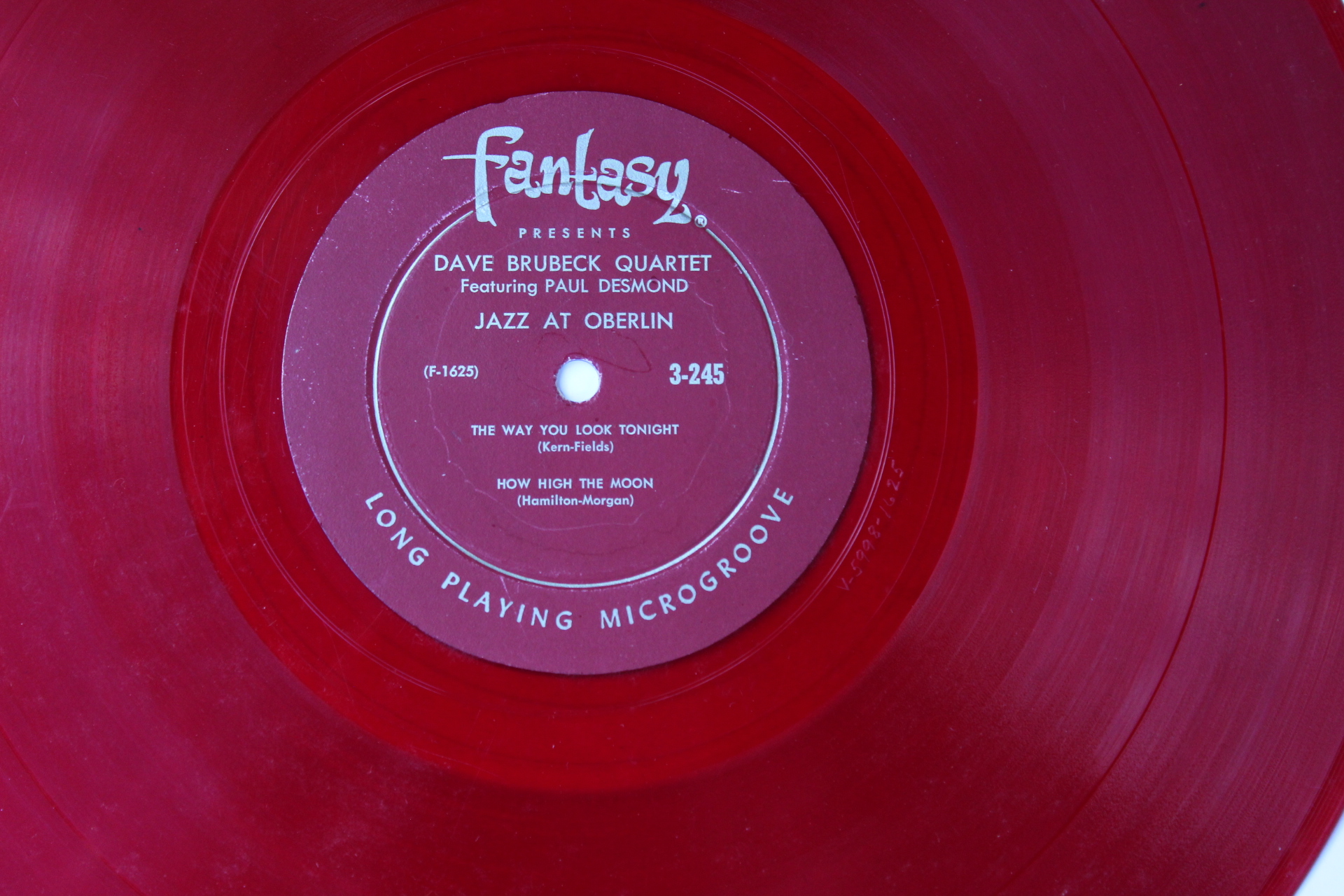 Acervo de discos de Zeca Leal é aberto ao público