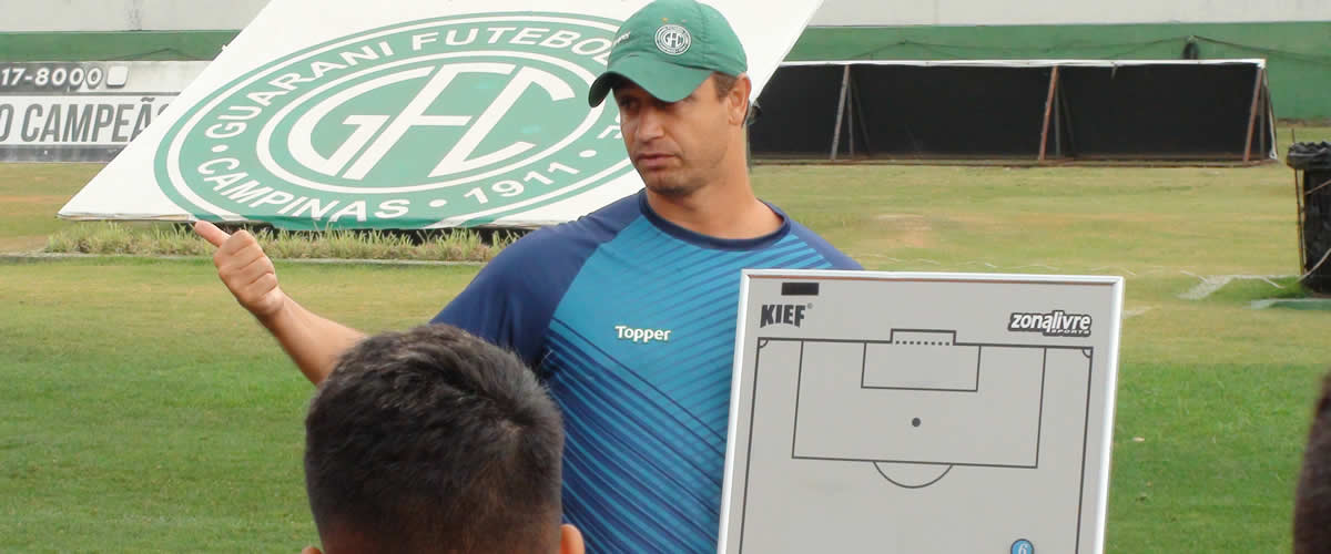 Felipe Conceição é o novo técnico do Guarani