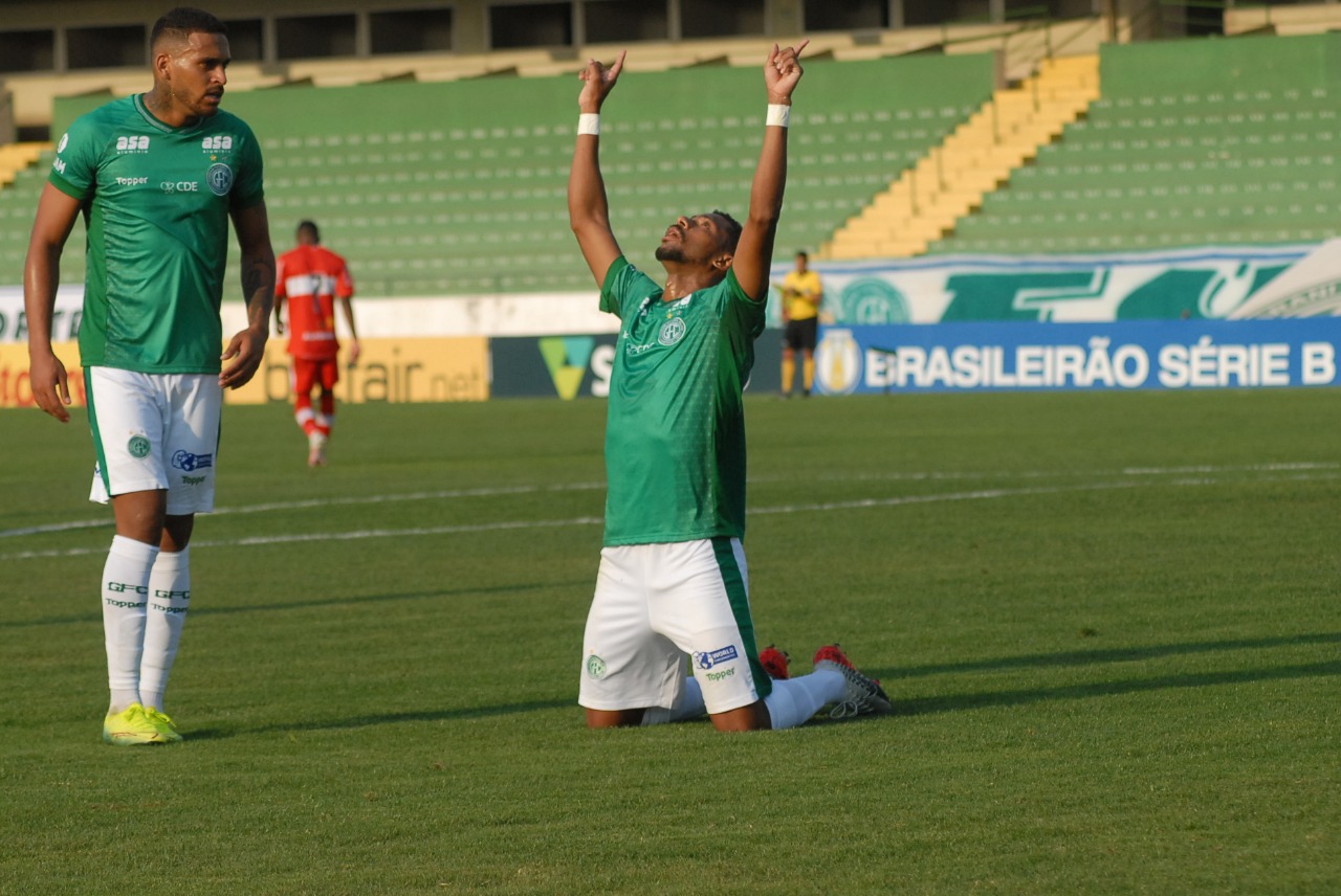 Guarani vence a primeira no Brinco de Ouro