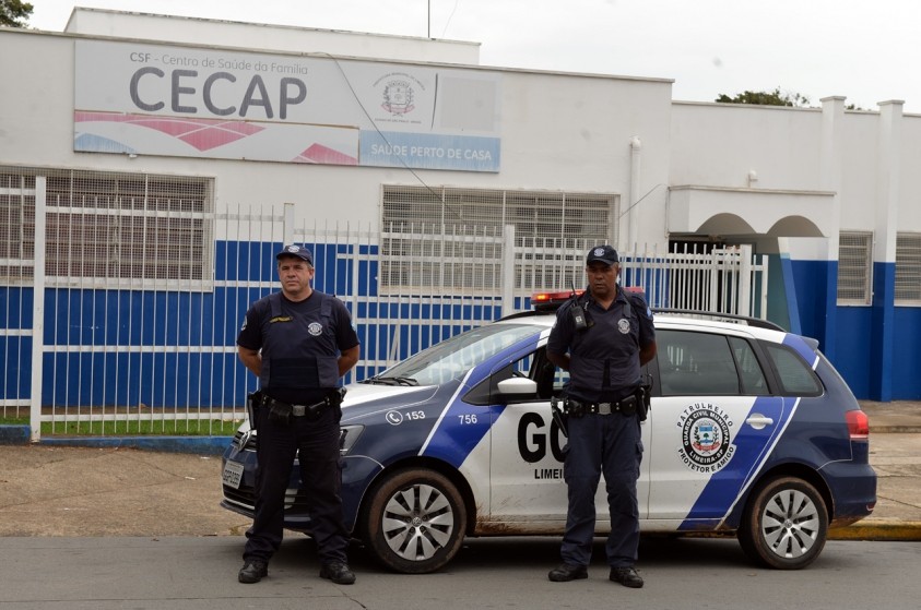 Fiscais em Limeira acabam com festa com mais de 200 pessoas