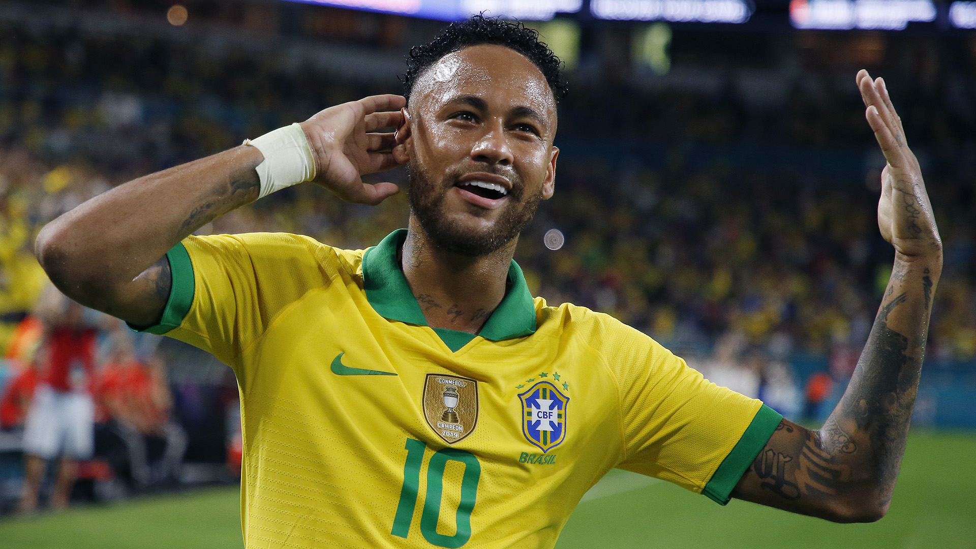 Neymar machuca e pode ser cortado da seleção