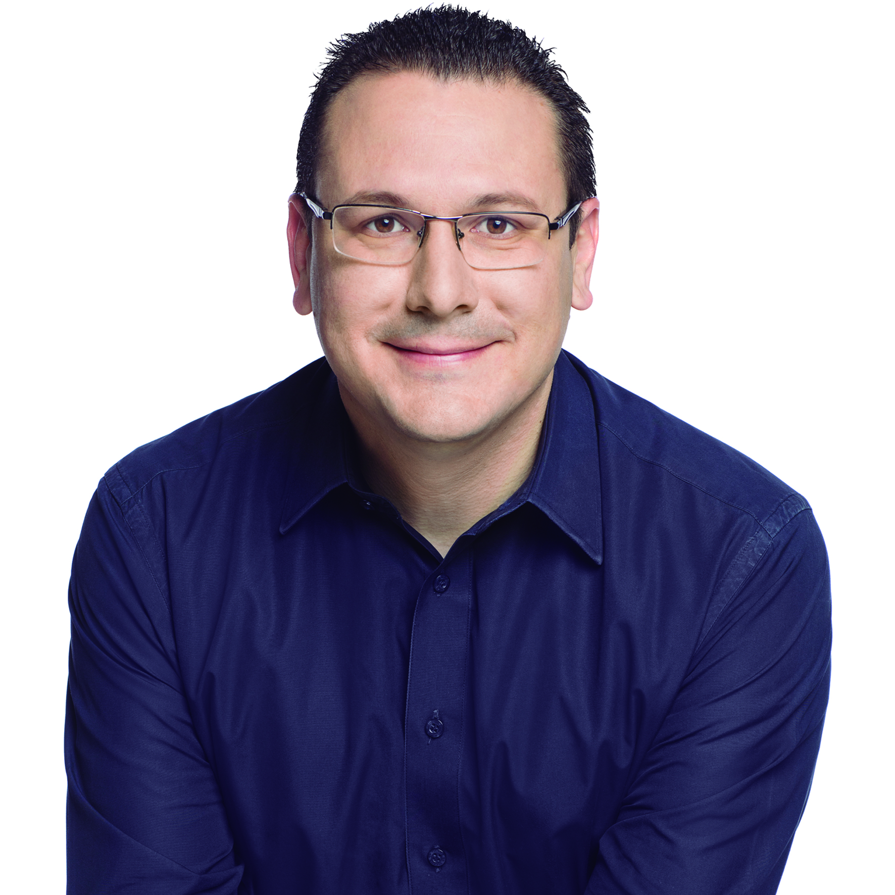 Rafa parabeniza e promete ajudar Dário