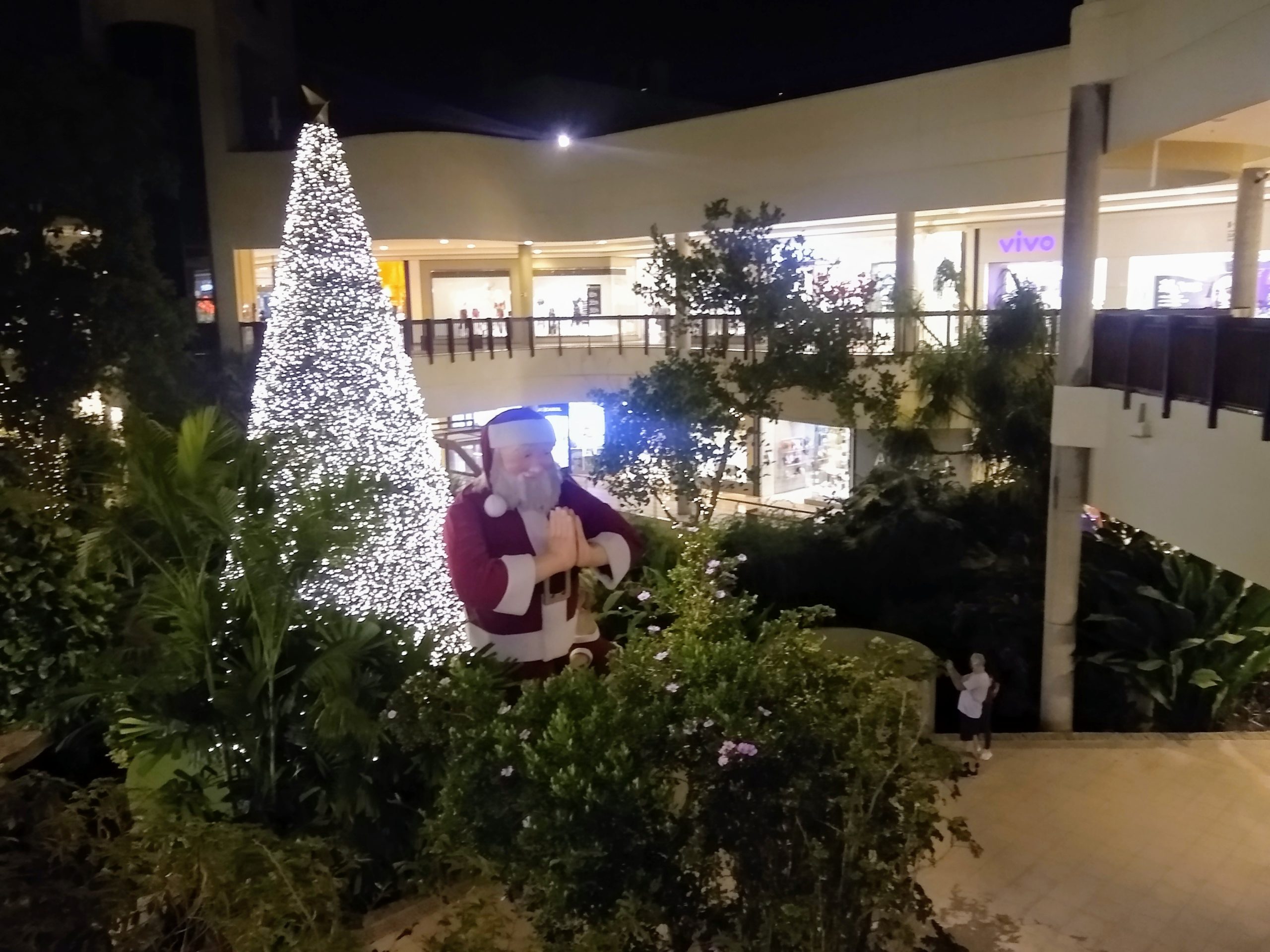 Decoração natalina exige cuidados para evitar surpresas