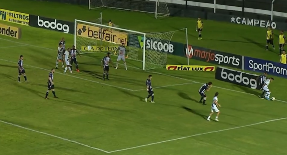 Ponte perde o terceiro jogo seguido na Série B