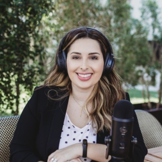 É possível ganhar dinheiro com podcast?