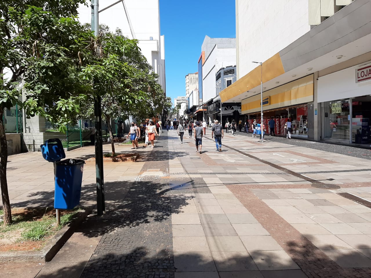 Comércio em Campinas funciona com horários especiais no Carnaval