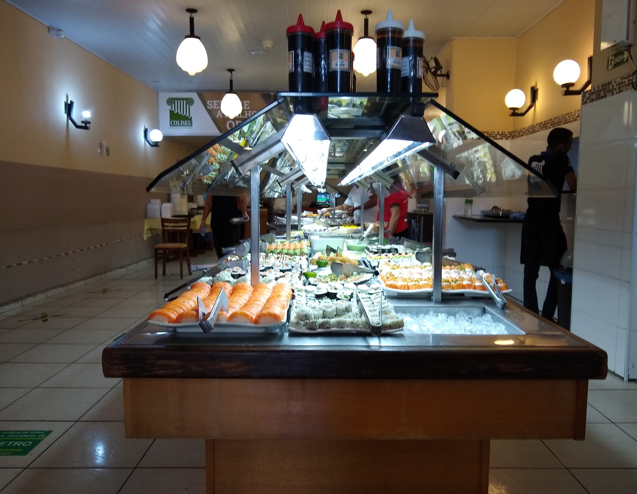 Entidade é contra abertura restaurantes na fase vermelha