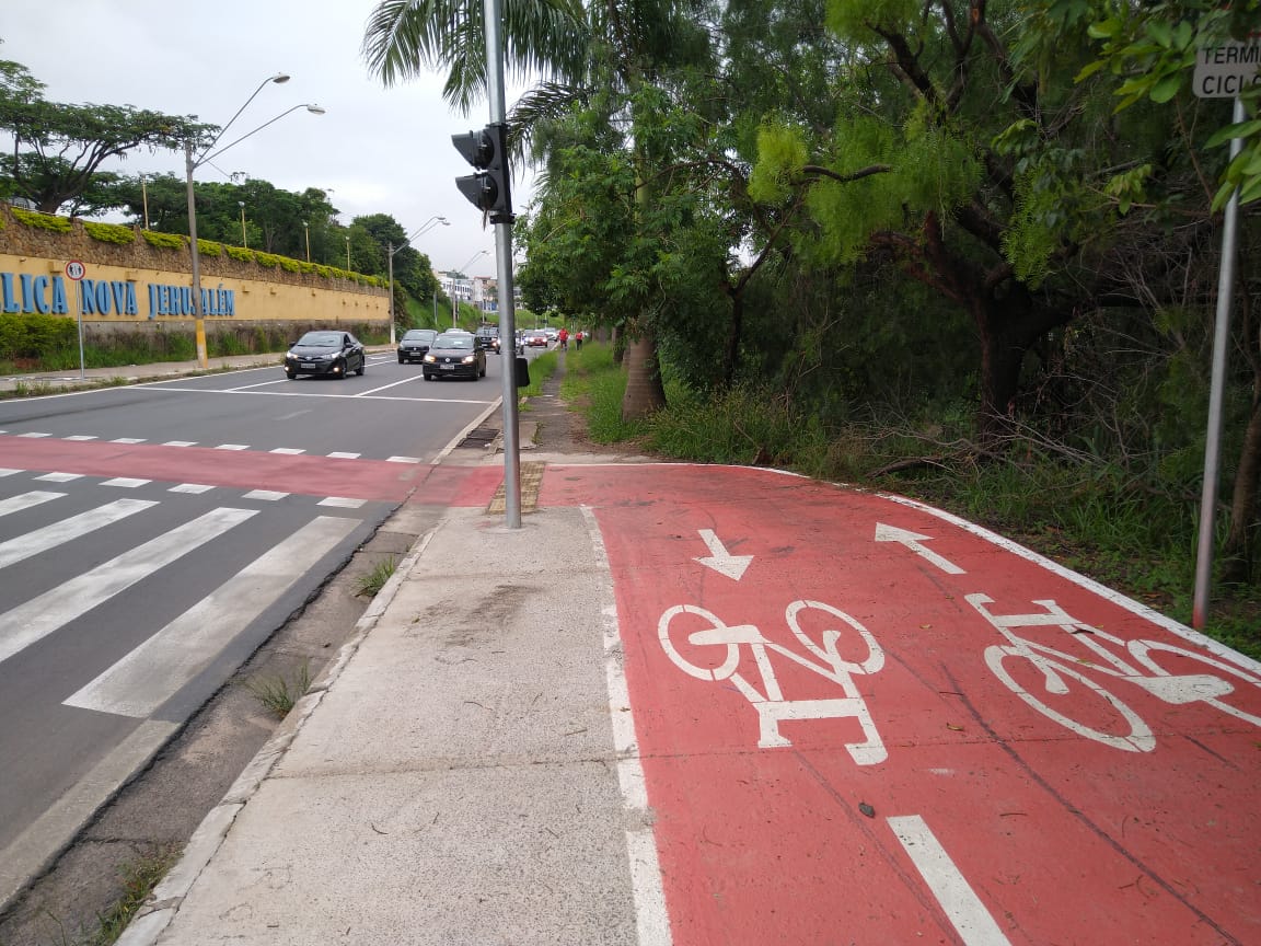 Moradores pedem retomada da ciclovia do Piçarrão