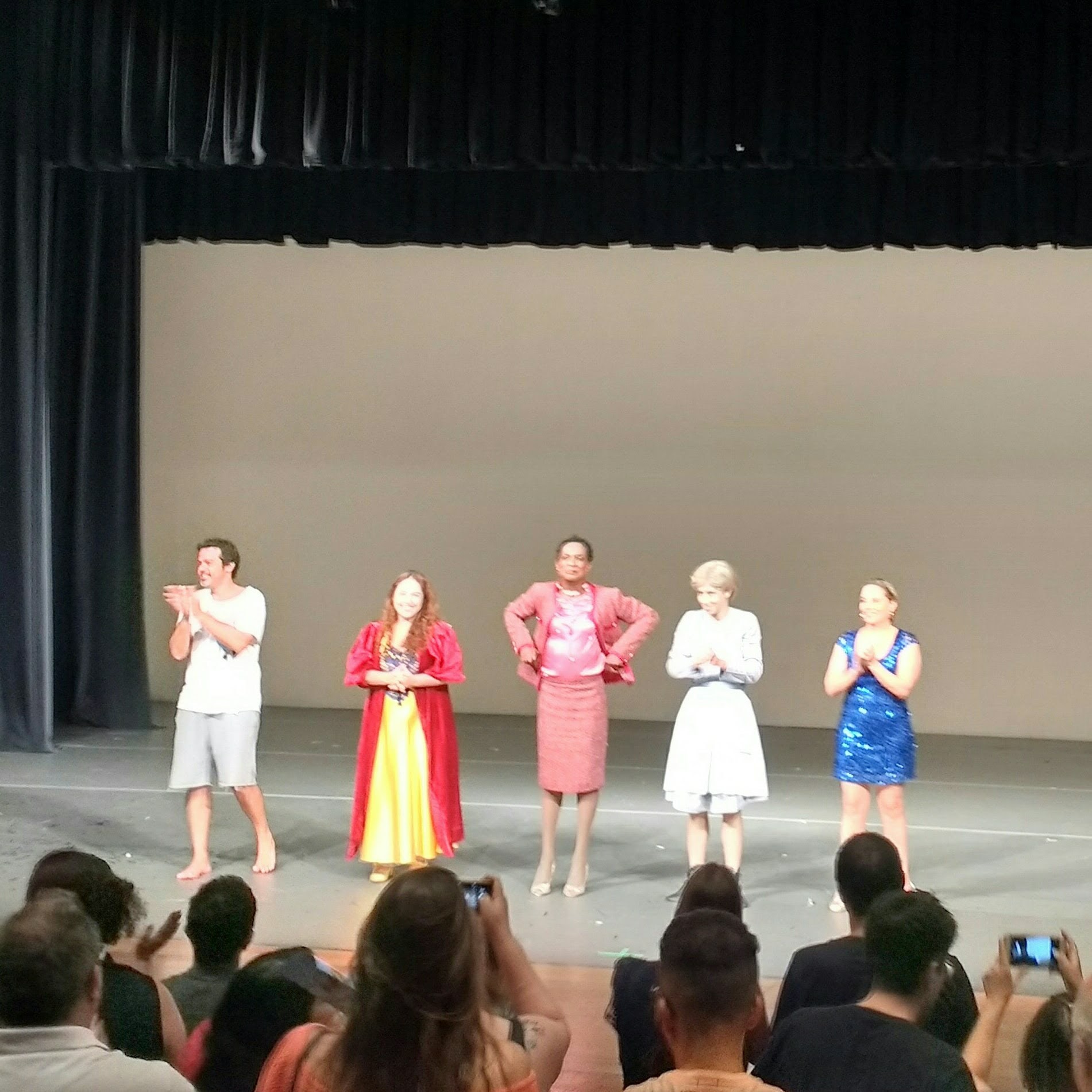 Concurso  abre espaço para novos  dramaturgos