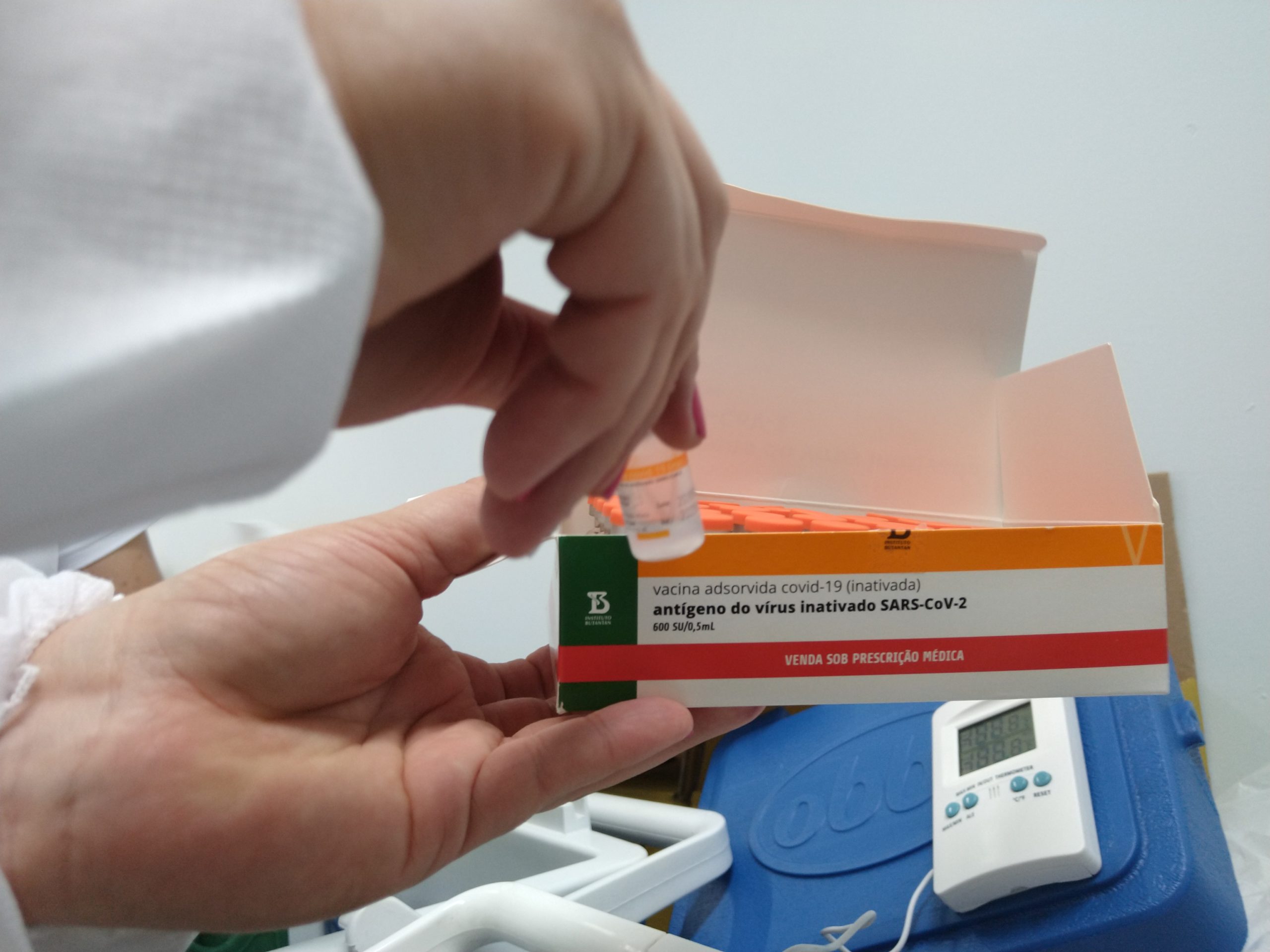 Oferta de vacinas pode trazer reflexos positivos em abril